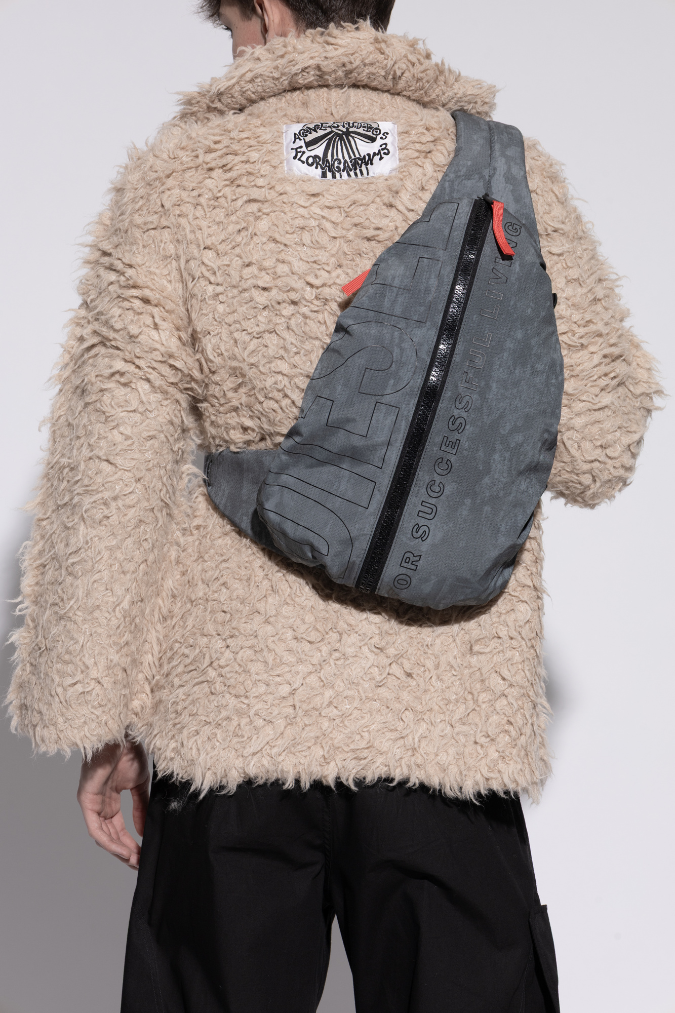 Diesel One-shoulder backpack 'ZIP-D SLING BAG' | Men's | Vitkac